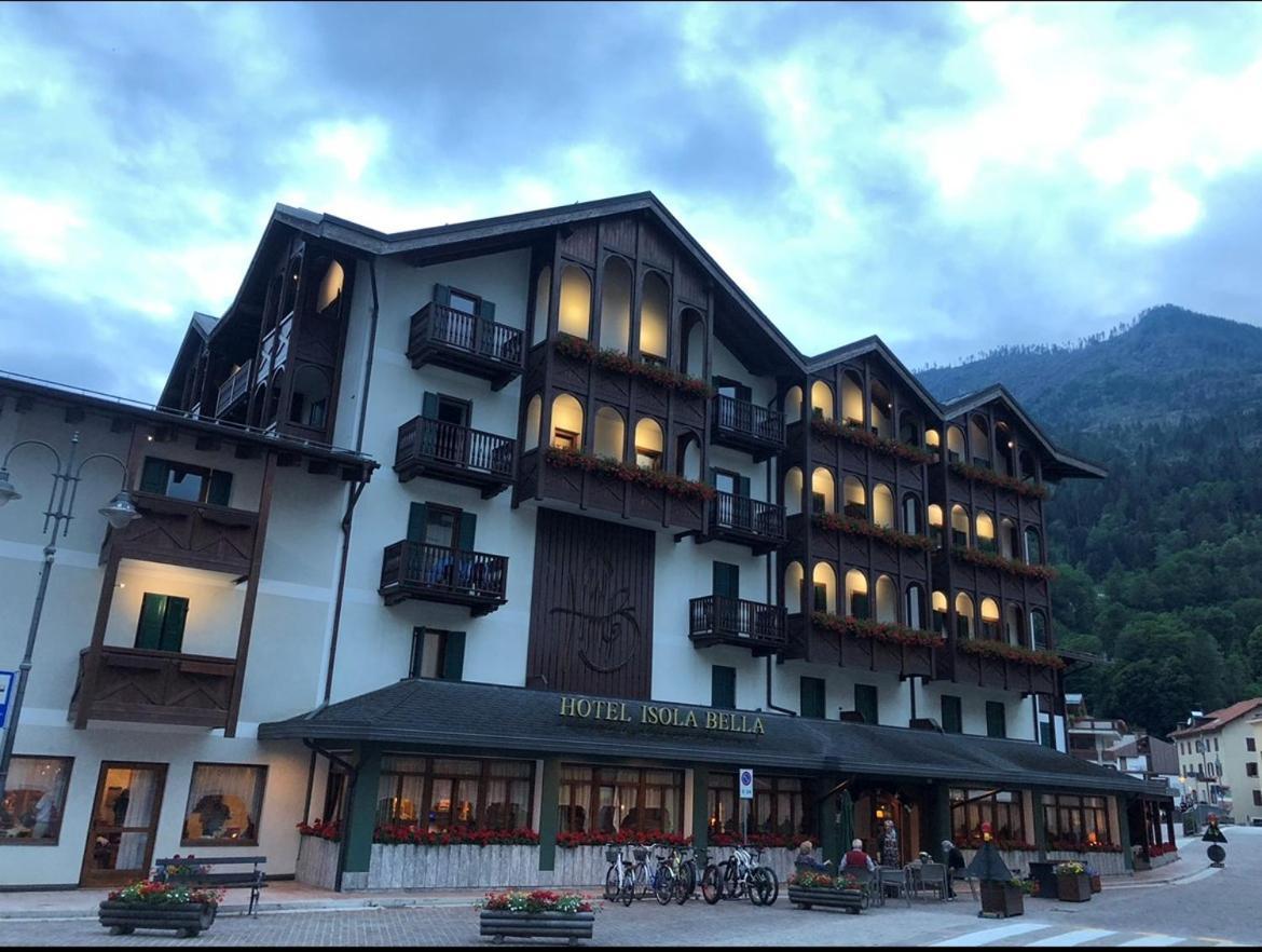 Hotel Isolabella Wellness Fiera Di Primiero Ngoại thất bức ảnh
